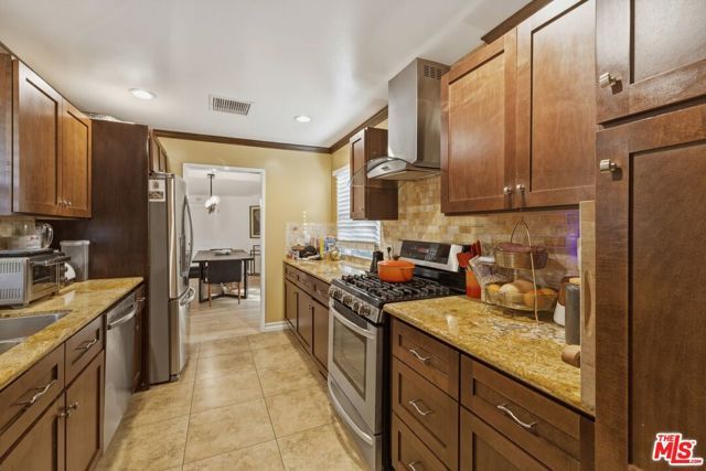 5208 Woodman Ave. Avenue, Sherman Oaks, CA 91401