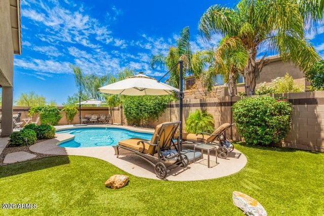 2434 W RED RANGE Way, Phoenix, AZ 85085