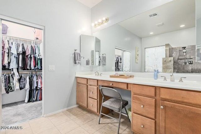 2434 W RED RANGE Way, Phoenix, AZ 85085