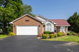 648 BOYERS RD, Rockingham, VA 22801