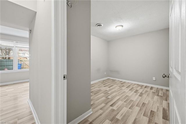 3965 Holly Cove Dr, Chesapeake, VA 23321