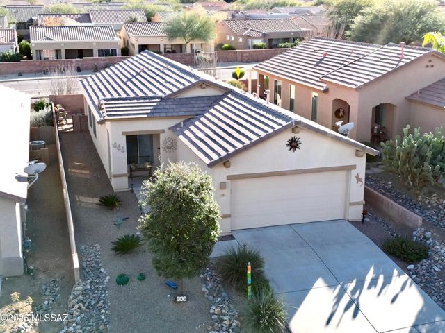 542 W Astruc Drive, Green Valley, AZ 85614