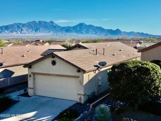 542 W Astruc Drive, Green Valley, AZ 85614