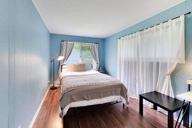 10S021 Plainfield Naperville Road, Naperville, IL 60564
