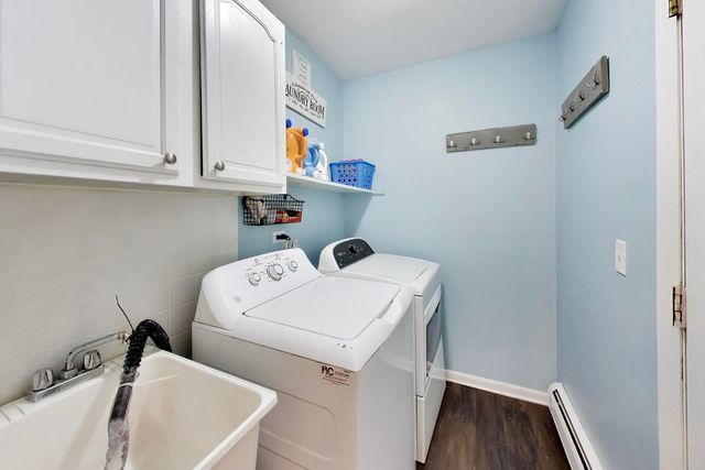 10S021 Plainfield Naperville Road, Naperville, IL 60564