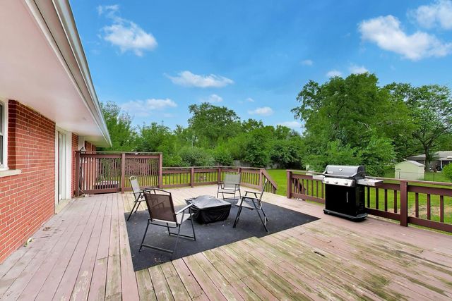 10S021 Plainfield Naperville Road, Naperville, IL 60564