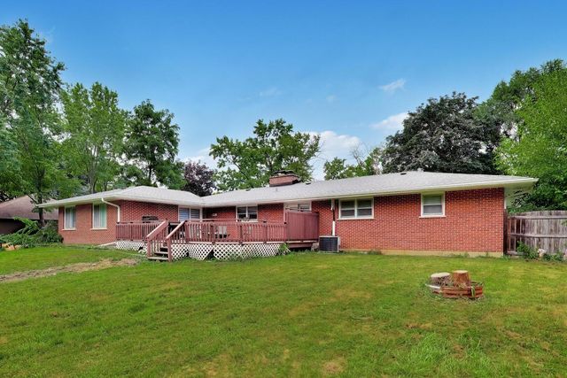 10S021 Plainfield Naperville Road, Naperville, IL 60564
