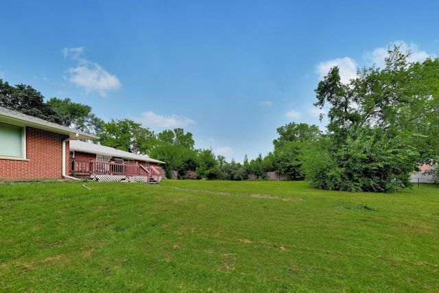 10S021 Plainfield Naperville Road, Naperville, IL 60564