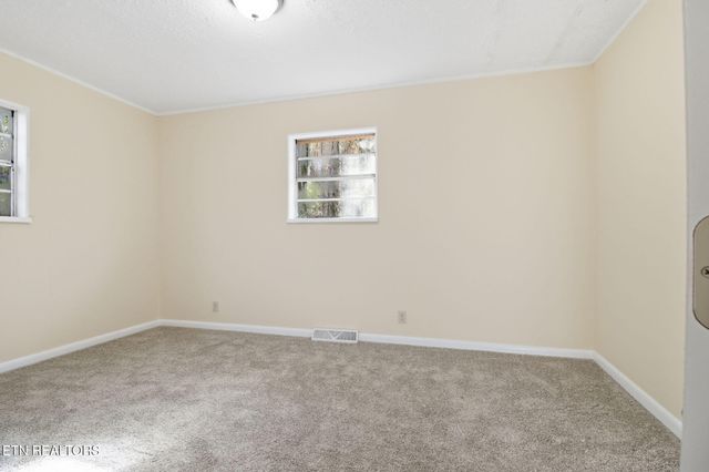 3889 Quarry Rd, Louisville, TN 37777