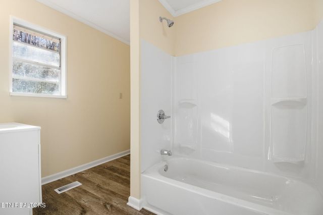 3889 Quarry Rd, Louisville, TN 37777