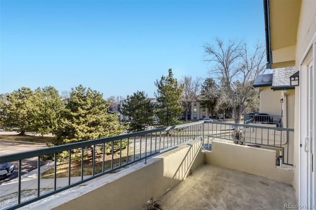 8693 E Dry Creek Road 922, Centennial, CO 80112