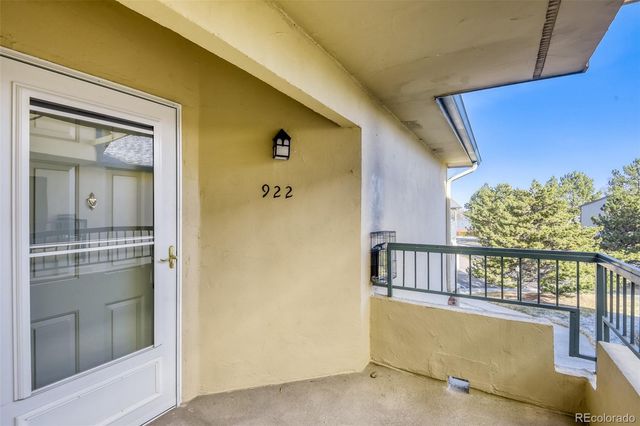 8693 E Dry Creek Road 922, Centennial, CO 80112