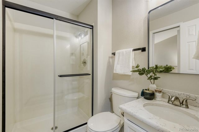 8693 E Dry Creek Road 922, Centennial, CO 80112