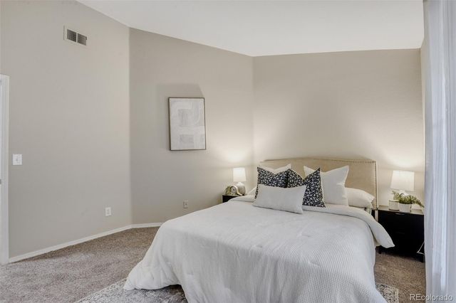 8693 E Dry Creek Road 922, Centennial, CO 80112