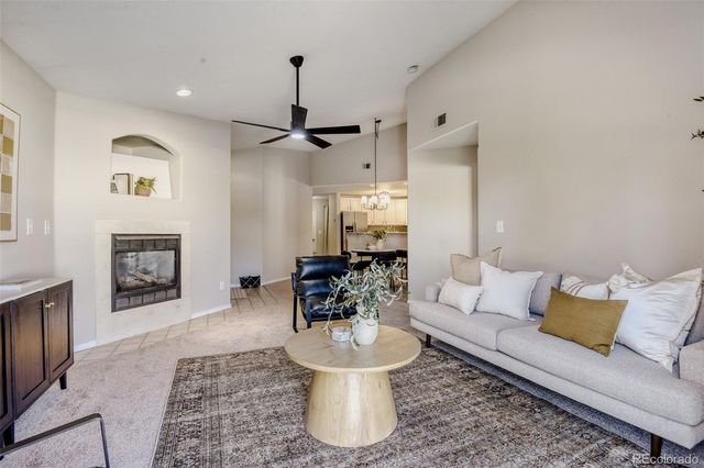 8693 E Dry Creek Road 922, Centennial, CO 80112