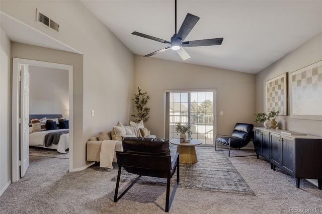 8693 E Dry Creek Road 922, Centennial, CO 80112