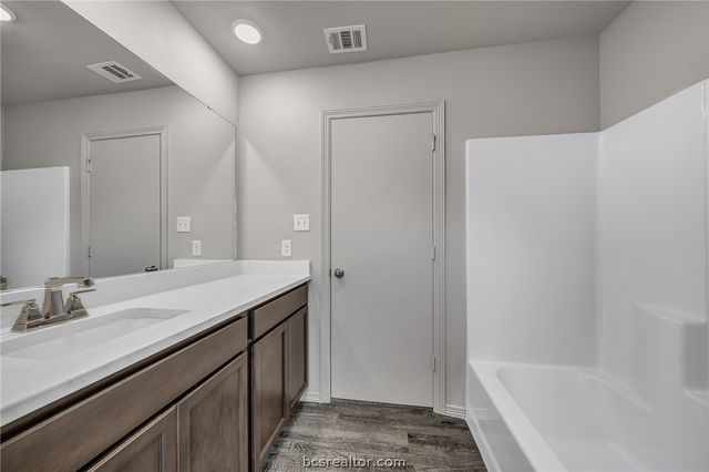 1635 Lucky Street, Bryan, TX 77803