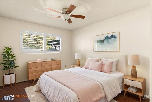 2301 Scarborough Lane, Bakersfield, CA 93309