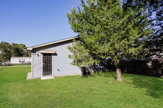 1618 Gale Drive, Pelican Bay, TX 76020