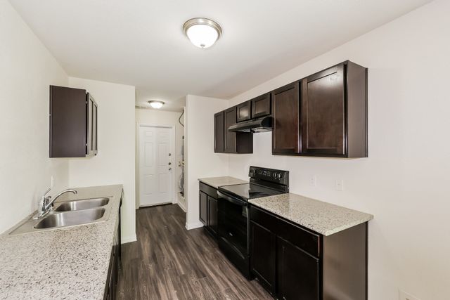 1618 Gale Drive, Pelican Bay, TX 76020