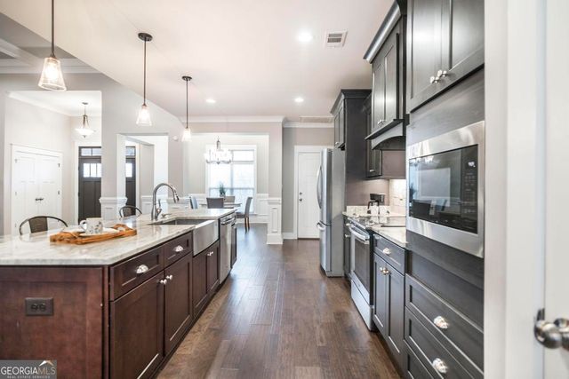 216 Rustic Live Oak Trail, Bonaire, GA 31005