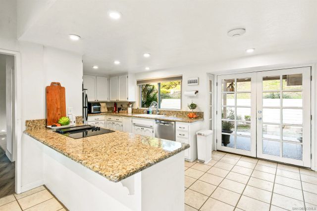 580-582 South Grade, Alpine, CA 91901