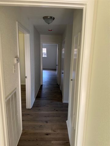 17234 Heritage Bay Drive, Webster, TX 77598