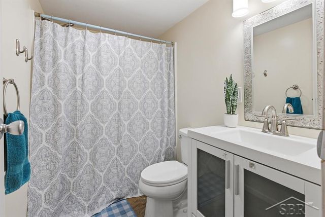 203 W Sampson Drive, Jerome Twp, MI 48657