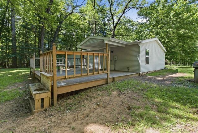 203 W Sampson Drive, Jerome Twp, MI 48657