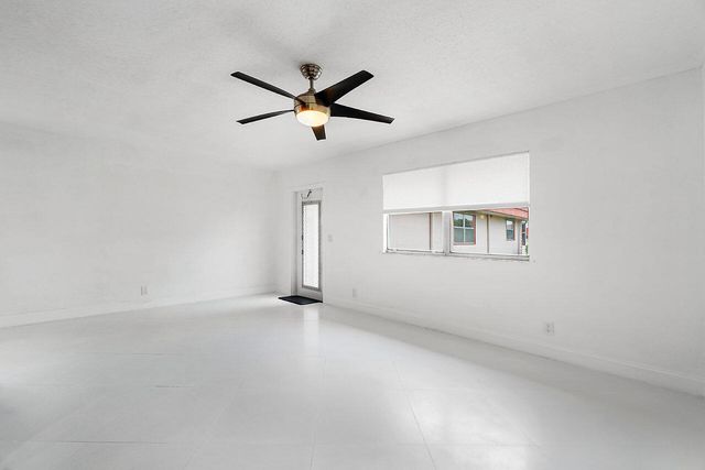 143 SEVILLE E, Delray Beach, FL 33446