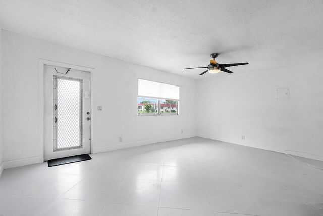 143 SEVILLE E, Delray Beach, FL 33446