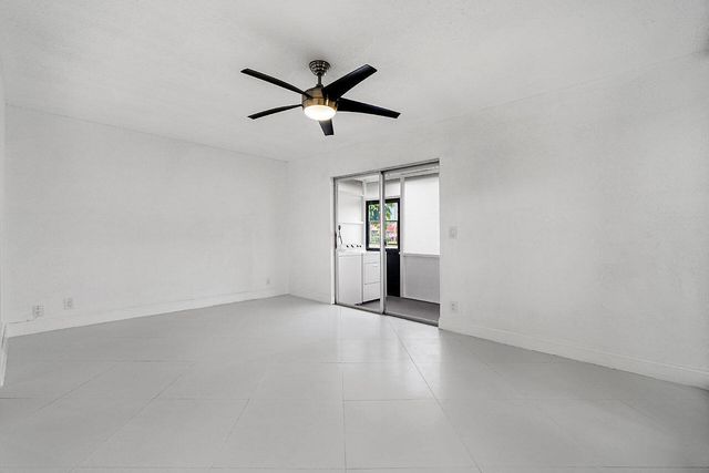 143 SEVILLE E, Delray Beach, FL 33446