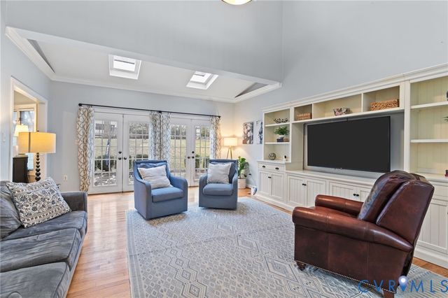 2121 Christendom Dr, Chesterfield, VA 23113