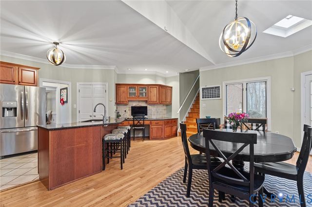 2121 Christendom Dr, Chesterfield, VA 23113