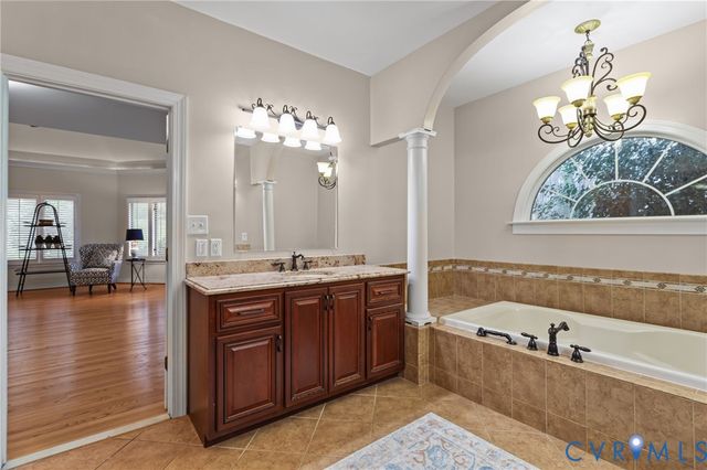 2121 Christendom Dr, Chesterfield, VA 23113