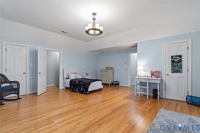 2121 Christendom Dr, Chesterfield, VA 23113