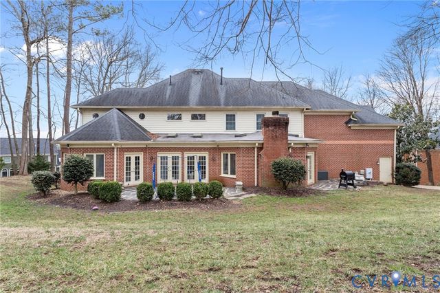 2121 Christendom Dr, Chesterfield, VA 23113