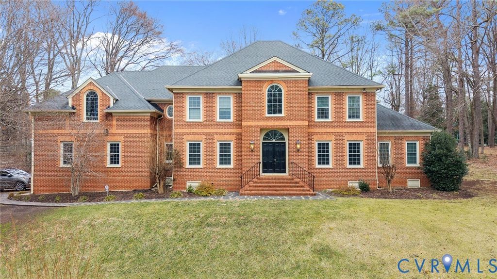 2121 Christendom Dr, Chesterfield, VA 23113