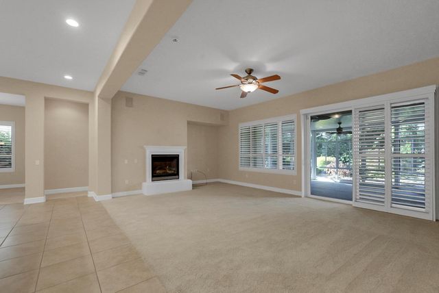 1281 Longhorn Ln, Lincoln, CA 95648