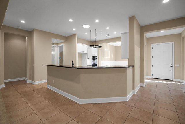 1281 Longhorn Ln, Lincoln, CA 95648