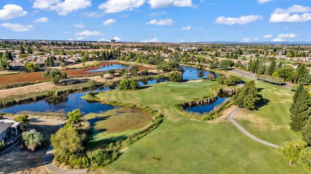 1281 Longhorn Ln, Lincoln, CA 95648