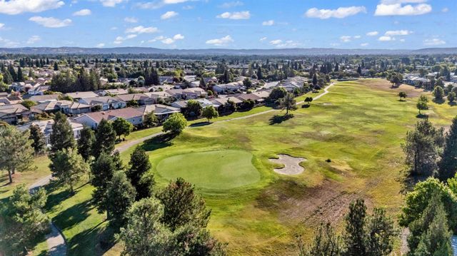 1281 Longhorn Ln, Lincoln, CA 95648