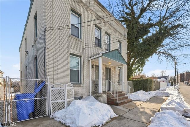 91 2Nd St, Woodbridge Twp., NJ 07095