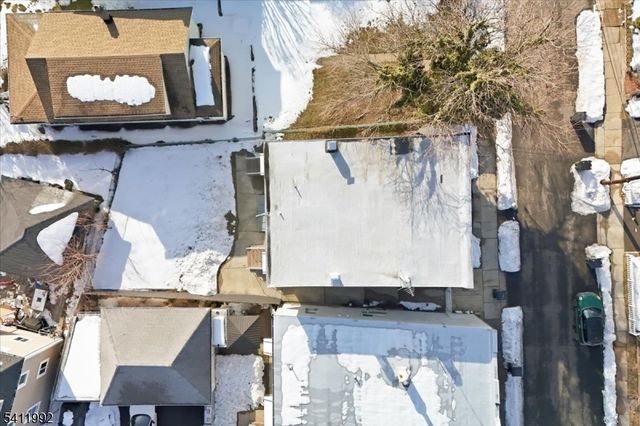 91 2Nd St, Woodbridge Twp., NJ 07095