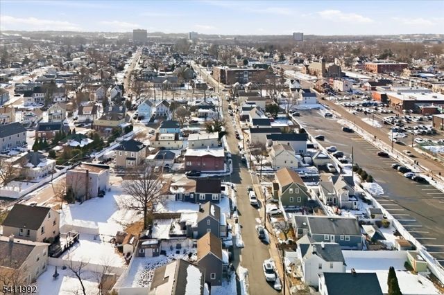 91 2Nd St, Woodbridge Twp., NJ 07095