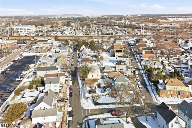 91 2Nd St, Woodbridge Twp., NJ 07095