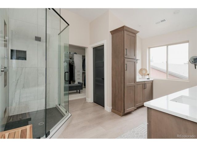 359 Parkview Ave, Golden, CO 80401