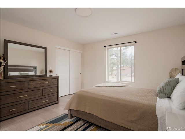 359 Parkview Ave, Golden, CO 80401