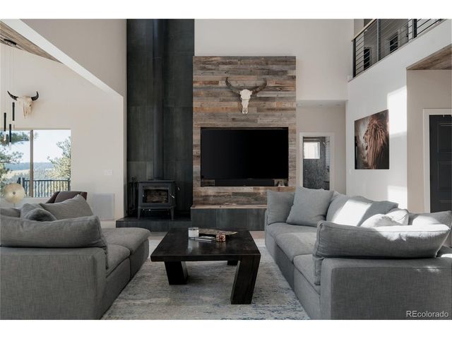 359 Parkview Ave, Golden, CO 80401