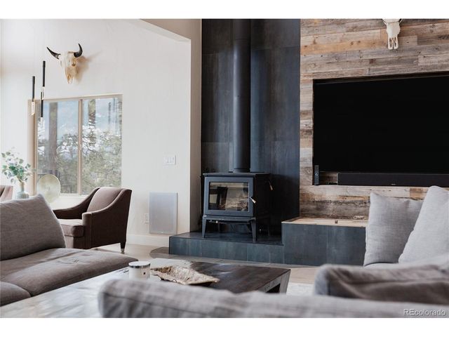 359 Parkview Ave, Golden, CO 80401